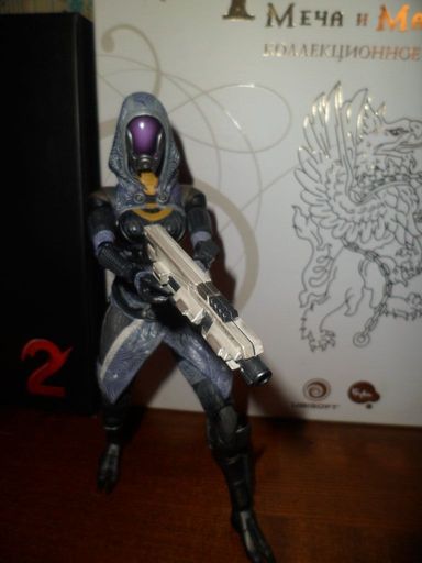 Mass Effect 3 - Mass Effect Play Arts Kai - Tali'Zorah vas Normandy - обзор